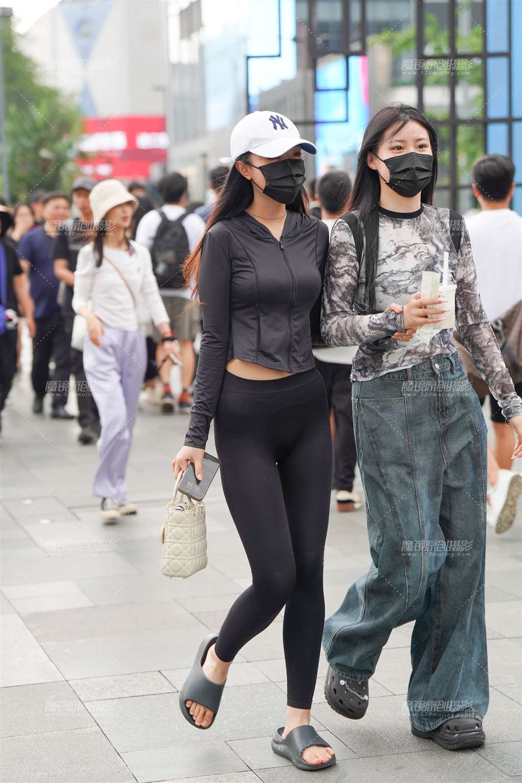 图片[5]-瑜伽黑-街拍流行馆