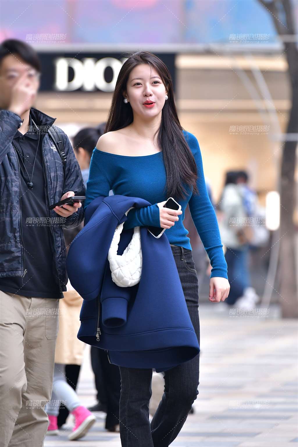 图片[4]-红嘴唇甜美牛仔裤美女-街拍流行馆
