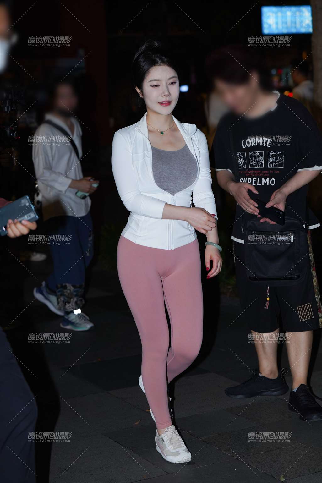 图片[3]-媚粉-街拍流行馆