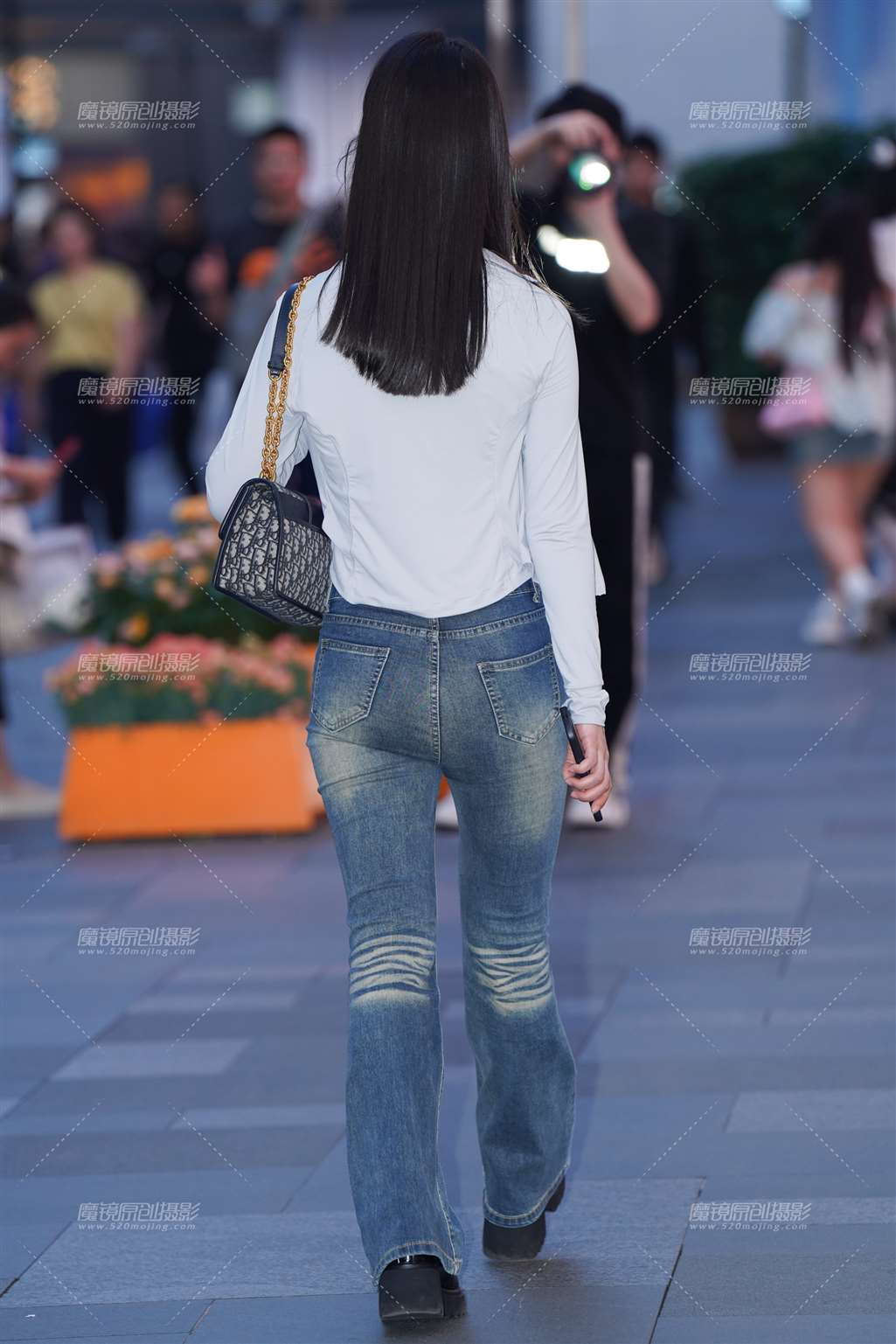 图片[2]-紧牛-街拍流行馆