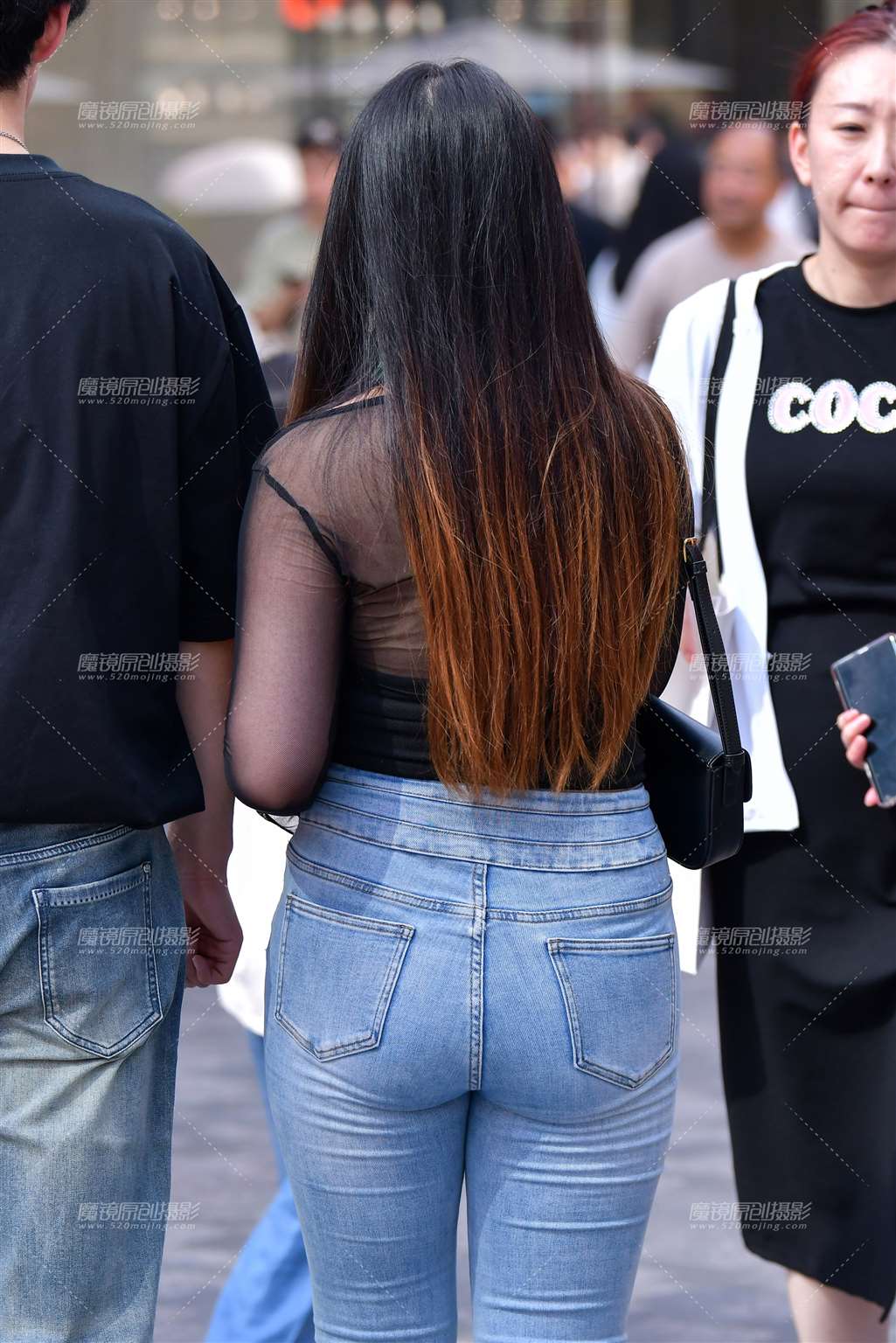 图片[3]-微丰腴牛仔裤美女-街拍流行馆