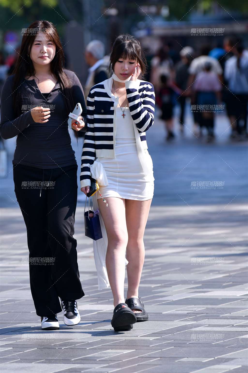 图片[4]-逛街白裙美女-街拍流行馆