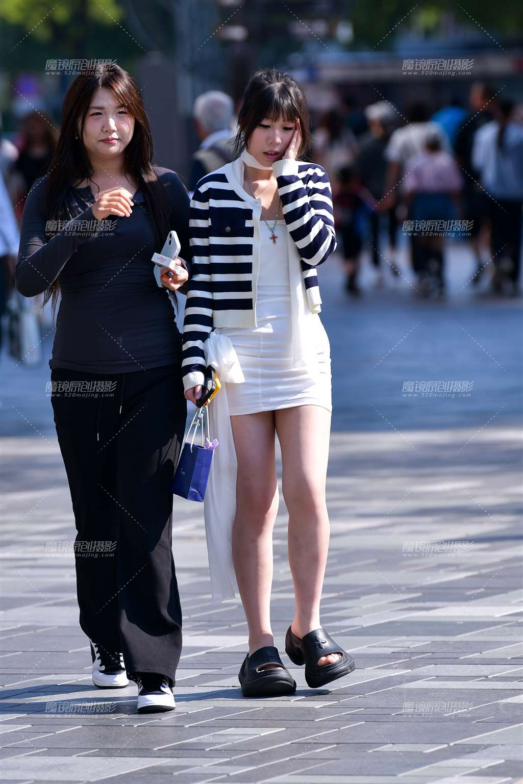 图片[5]-逛街白裙美女-街拍流行馆
