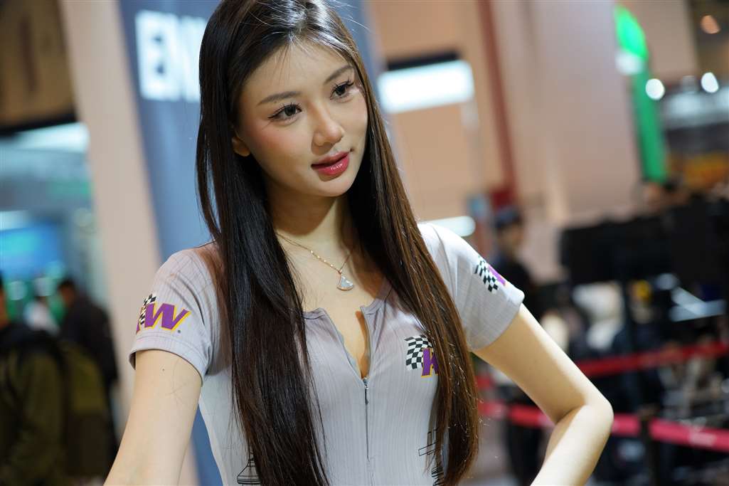 图片[5]-KW浅色紧身制服（6K）-街拍流行馆