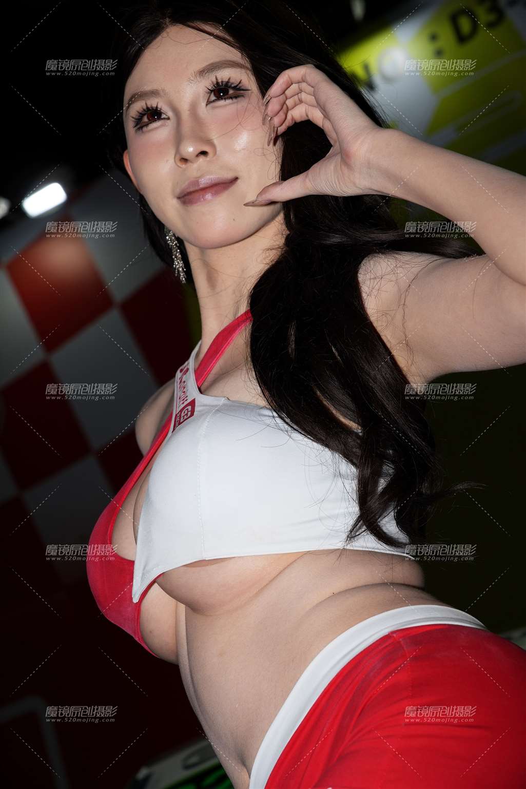 图片[1]-红白制服（6K）-街拍流行馆