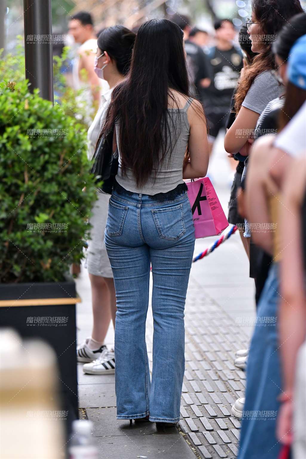 图片[5]-牛仔裤闺蜜美女-街拍流行馆