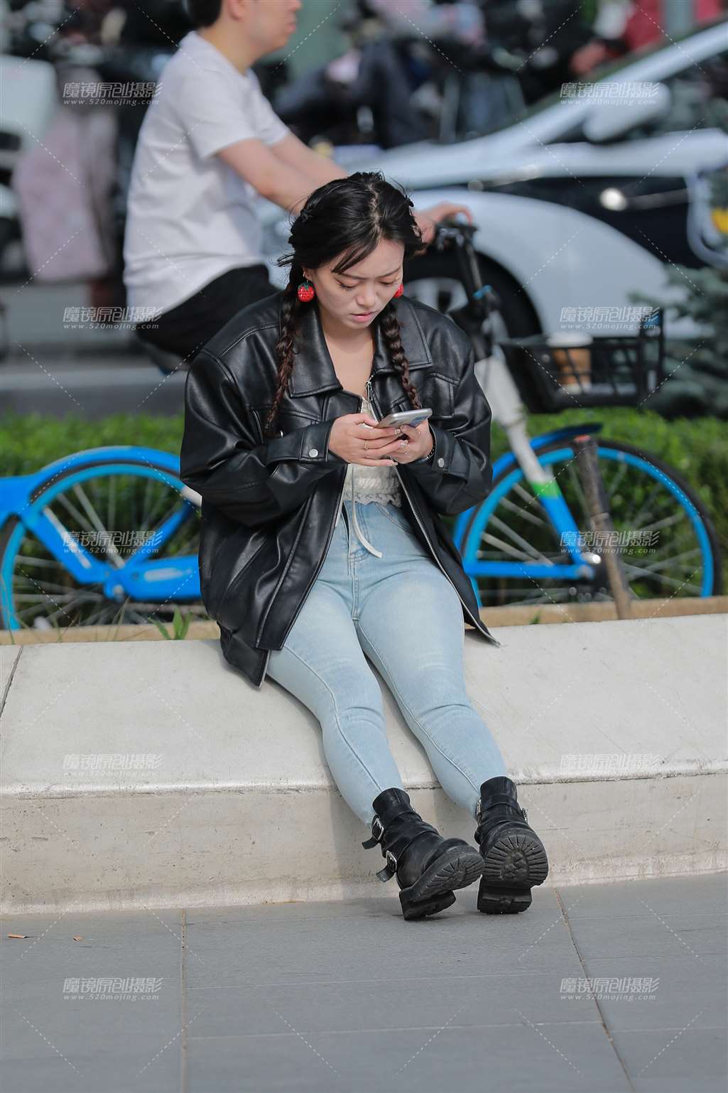 图片[3]-浅蓝牛仔裤女友-街拍流行馆