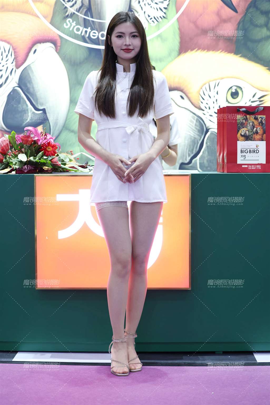 图片[2]-20250318极品肉丝美腿小护士礼仪美眉-街拍流行馆