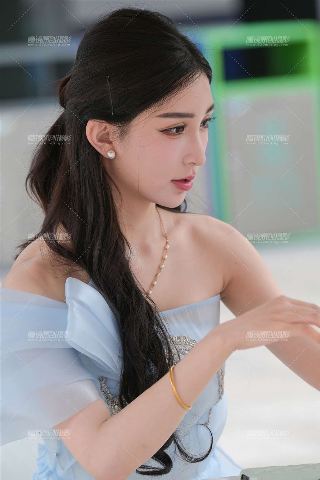 图片[3]-蓝衣美腿-街拍流行馆