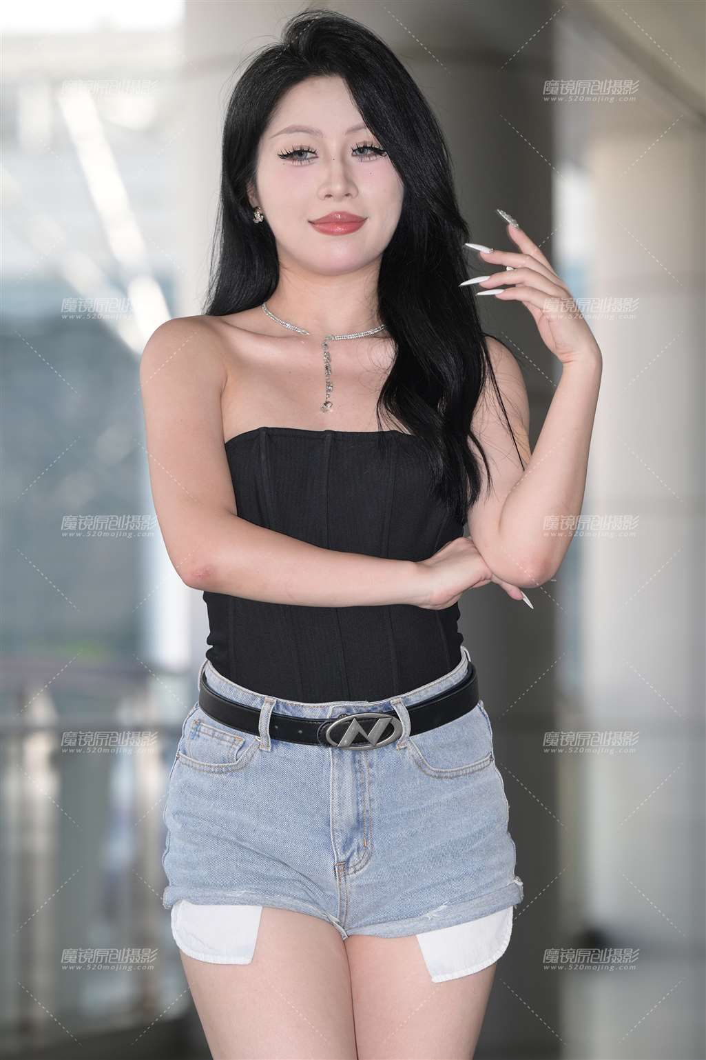图片[3]-热裤辣妹-街拍流行馆