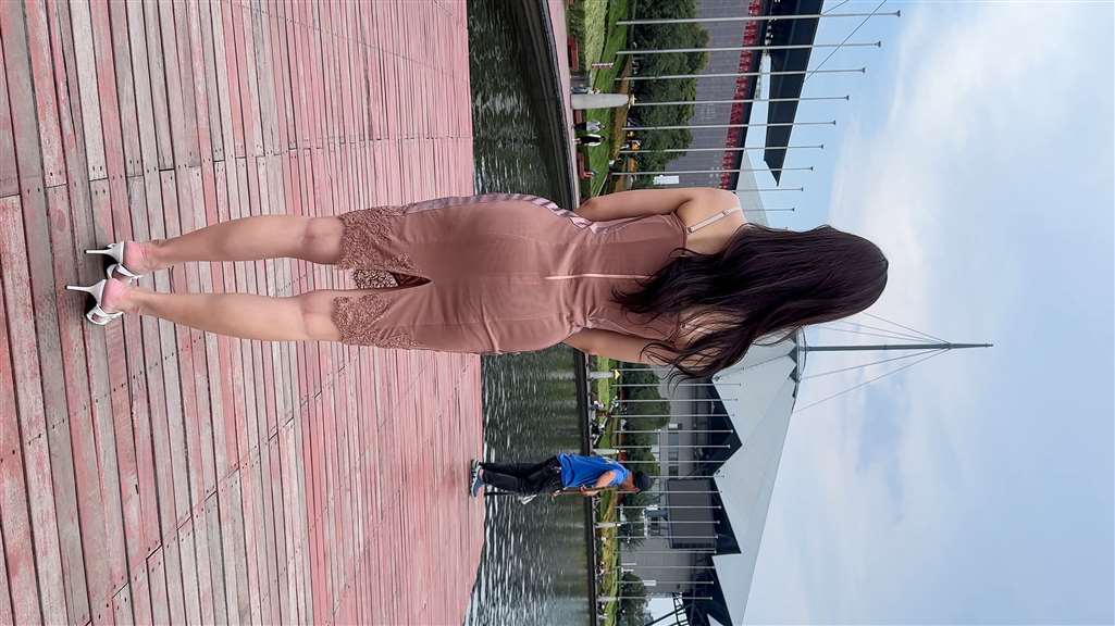 图片[3]-湖边美女（视频版）-街拍流行馆