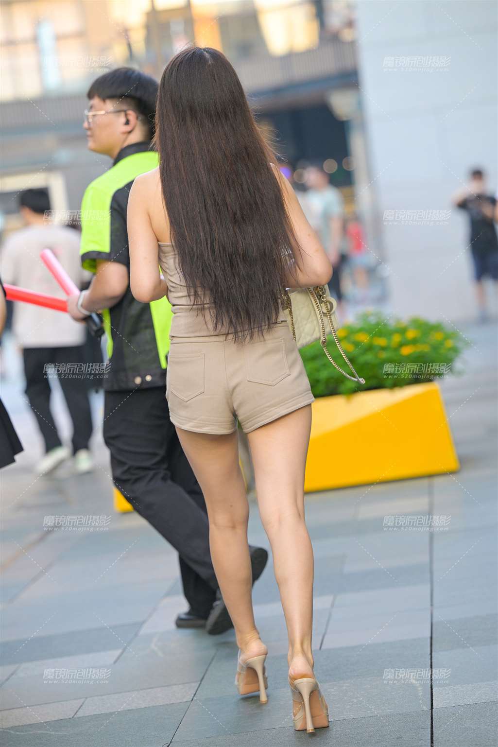 图片[2]-就是这么优雅-街拍流行馆