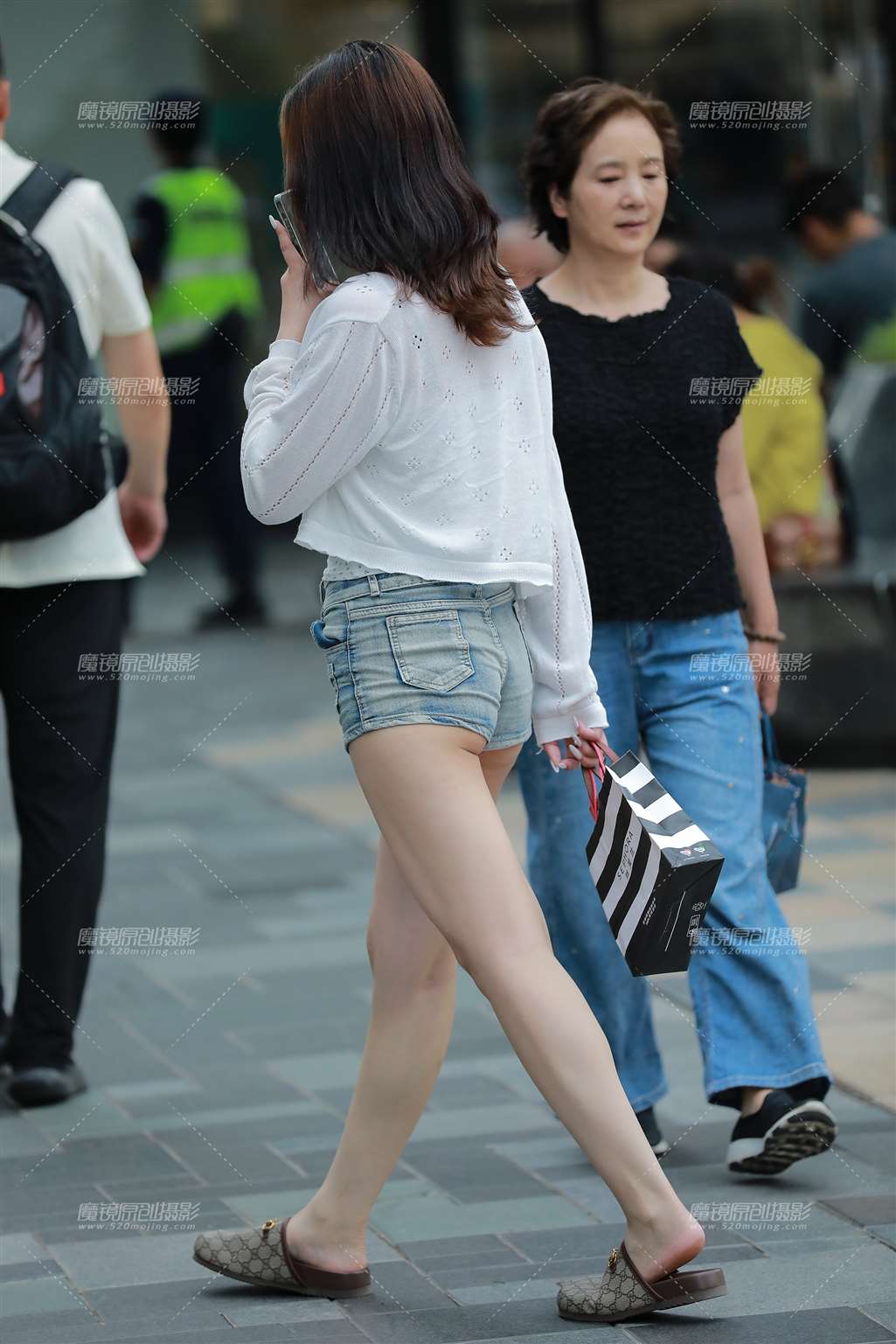 图片[5]-牛仔热裤小妹-街拍流行馆