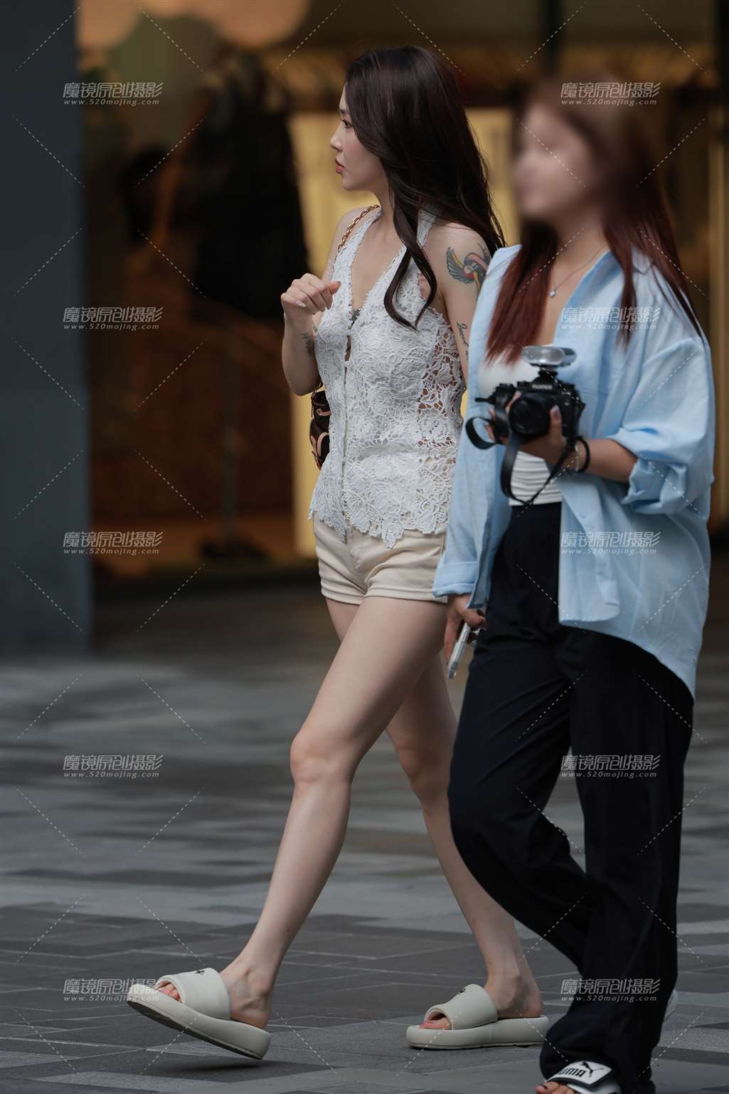 图片[3]-性感超短热裤美女-街拍流行馆
