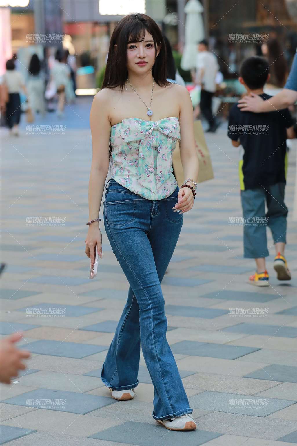 图片[5]-牛仔裤网红美女-街拍流行馆