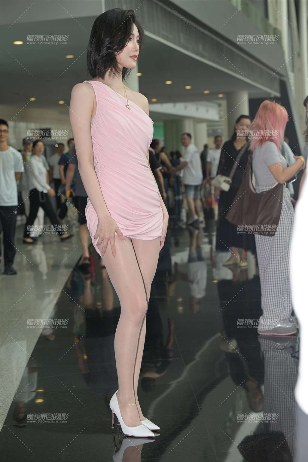 图片[2]-程儿丝袜-街拍流行馆