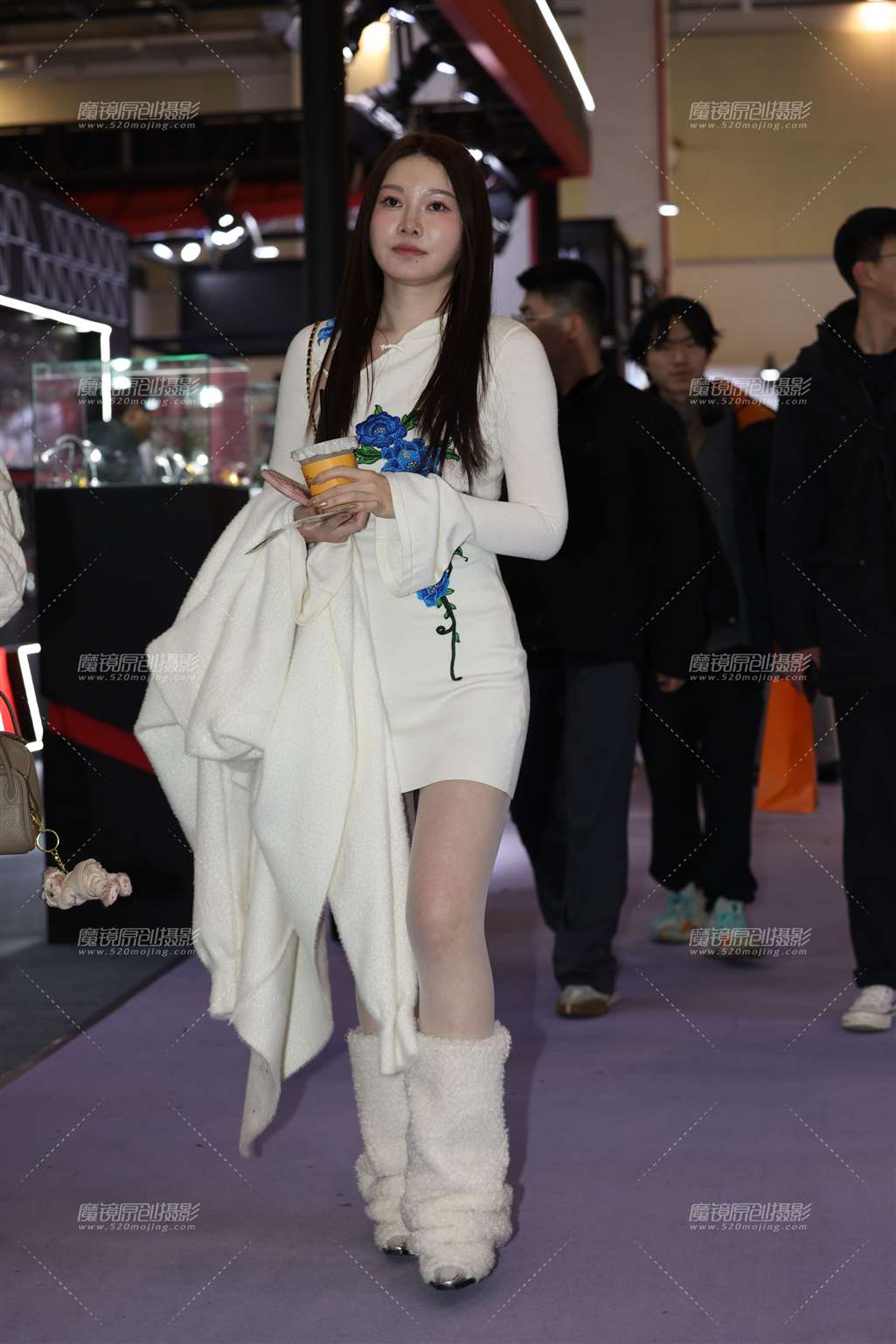 图片[1]-20250329白丝mm-街拍流行馆