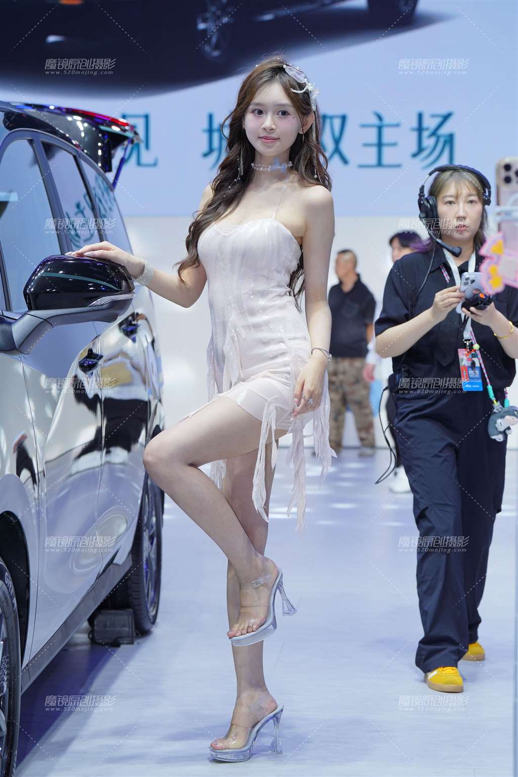 清秀甜美-街拍流行馆