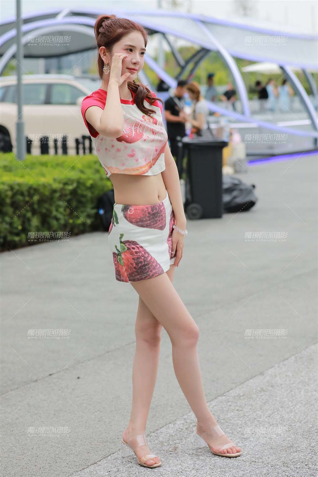 图片[4]-短裙长腿高跟美女-流行馆