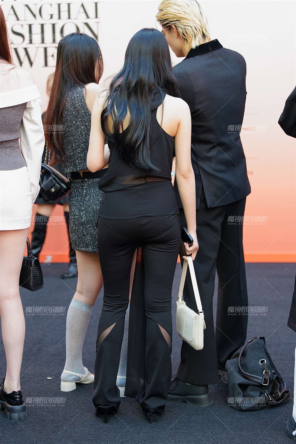 图片[2]-时尚黑色-流行馆