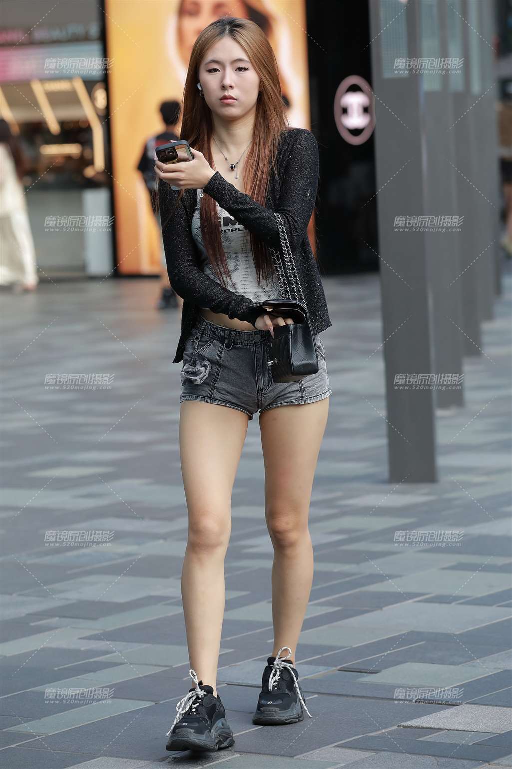 图片[4]-灰色牛仔热裤美女-流行馆