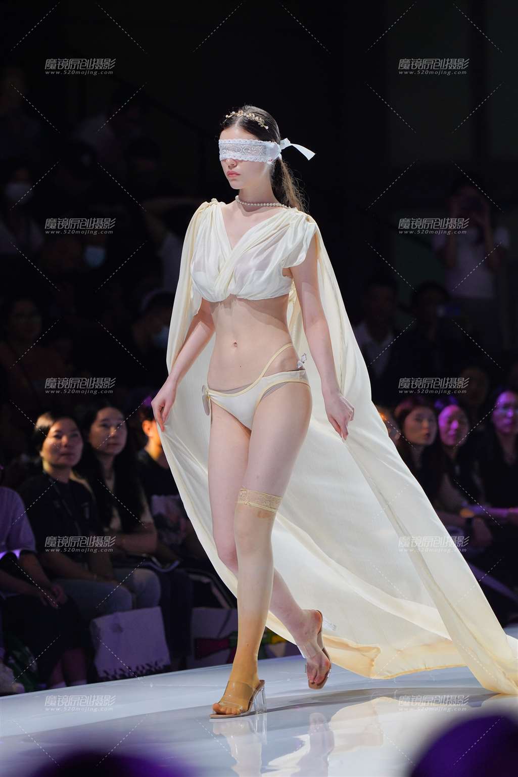 白纱-街拍流行馆