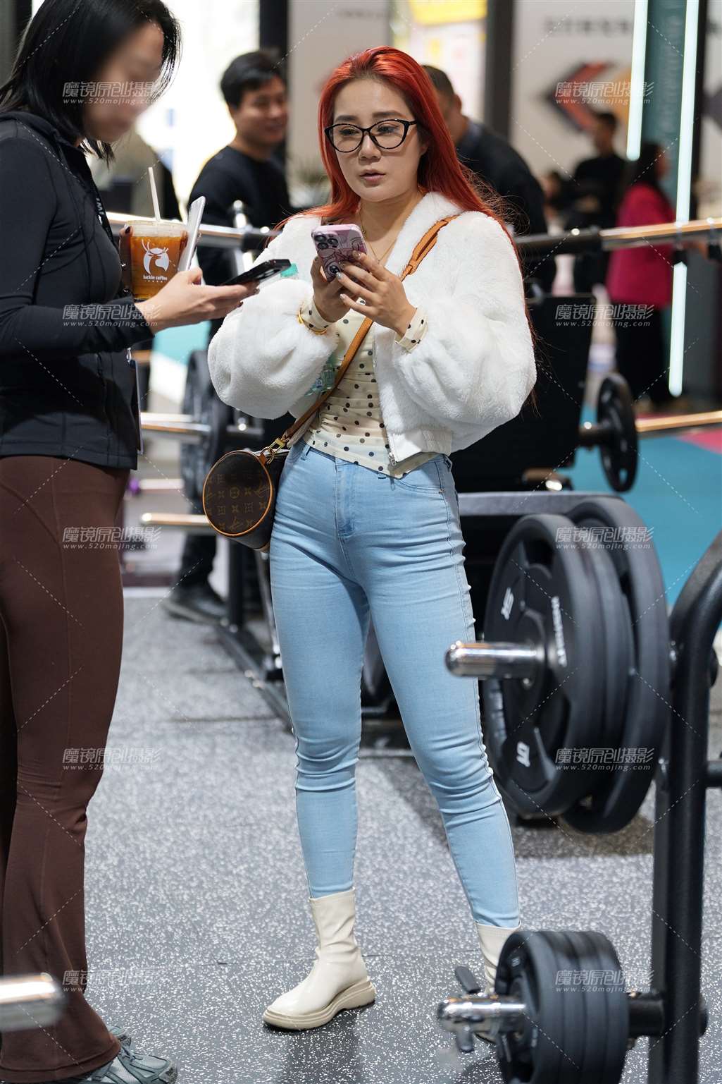 紧身牛仔裤 – 丰润眼镜姐 23P-流行馆