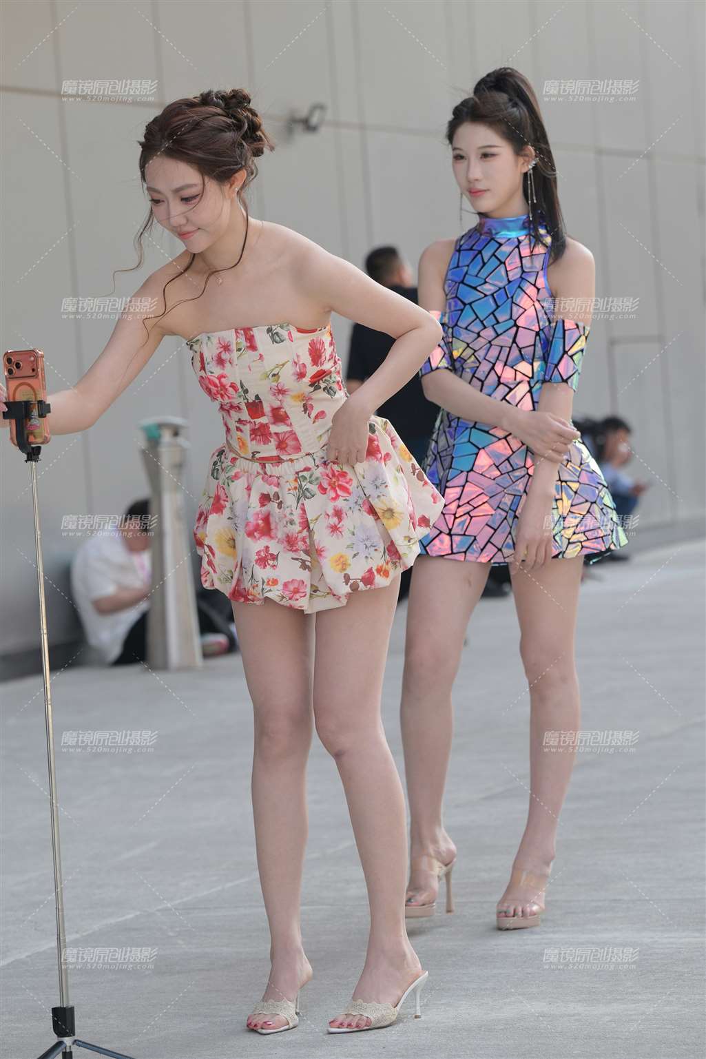 图片[2]-花裙美女 24P-流行馆