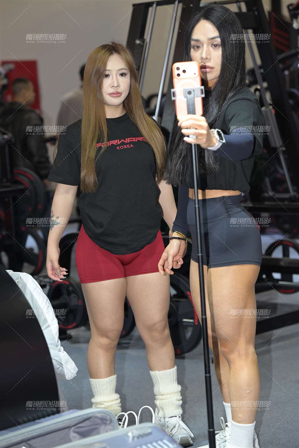 红色热裤小妹 24P-流行馆