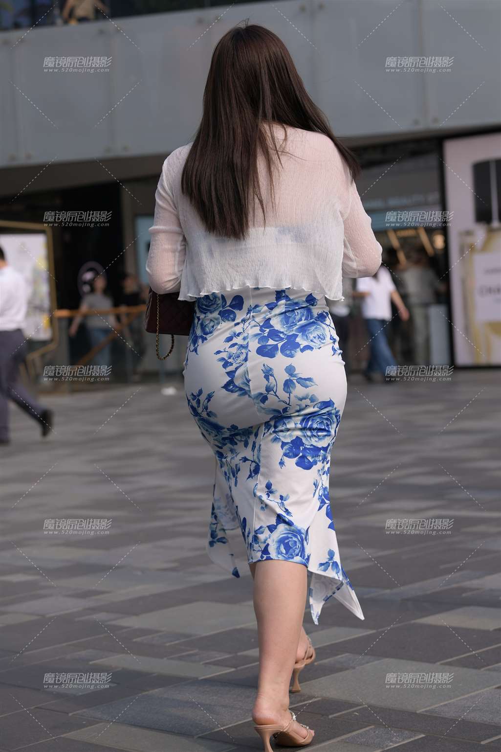 肉感少妇 13P-流行馆