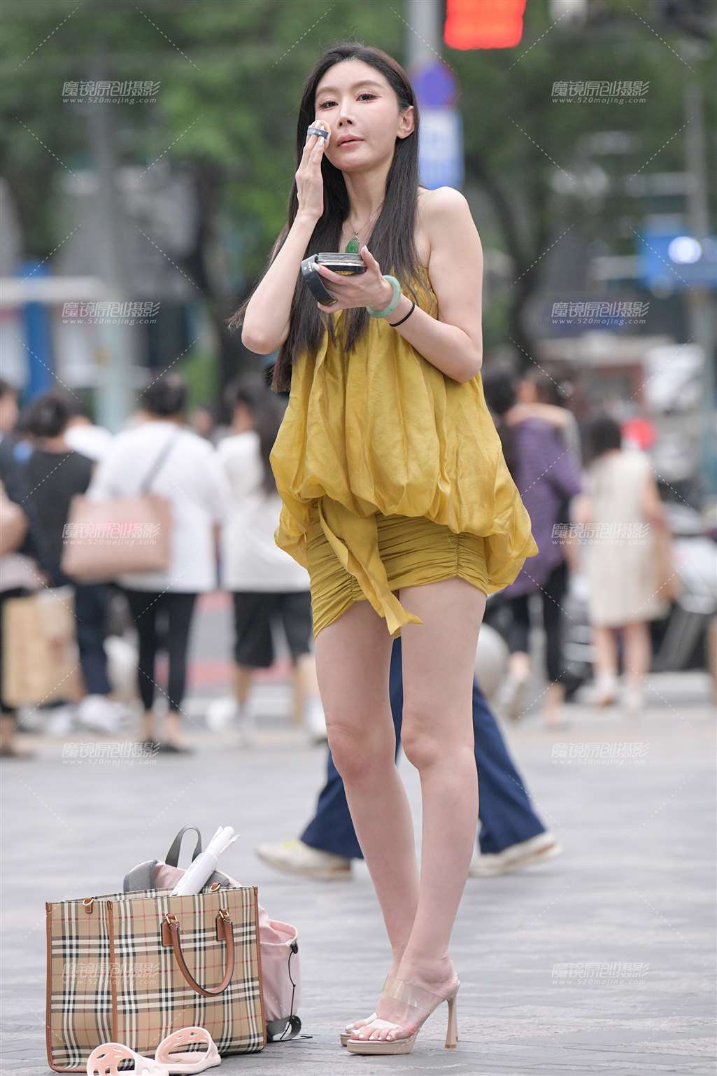 慵懒美腿御姐 17P-流行馆